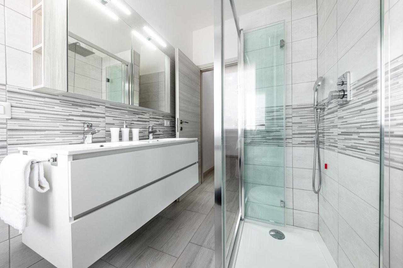 شقة House Near Train StationA/C سيرياته المظهر الخارجي الصورة