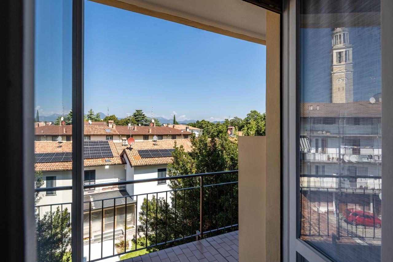 شقة House Near Train StationA/C سيرياته المظهر الخارجي الصورة